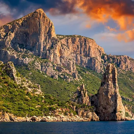 Le Corti Sarde Countryside 아파트 *