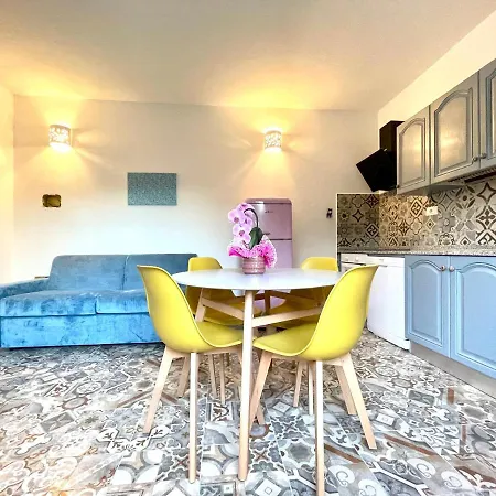 Le Corti Sarde Countryside 아파트